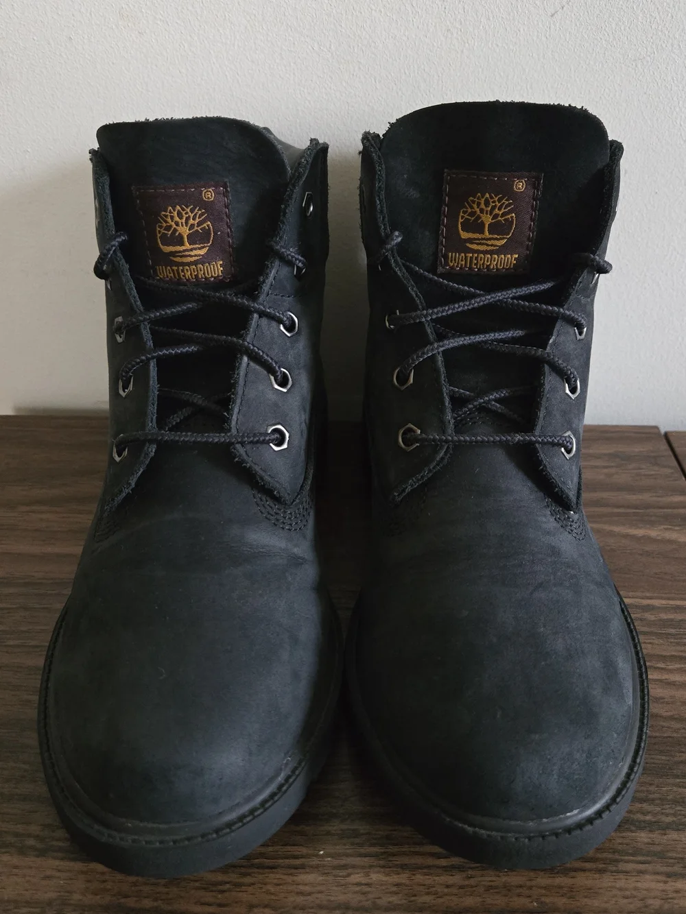 Timberland Junior 6-Inch Classic Waterproof Boot Big Boy Sz 4 Black Nubuck 10910